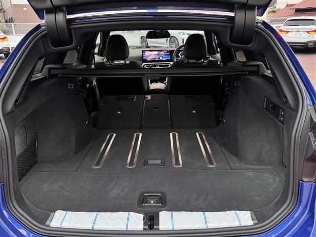 BMW 3SERIES TOURING 2023 Image 31