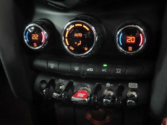 BMW MINI COOPER D 5DOOR 2021 Image 31