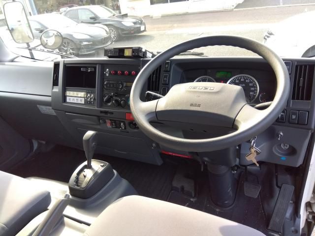 ISUZU ELF 2015 Image 31