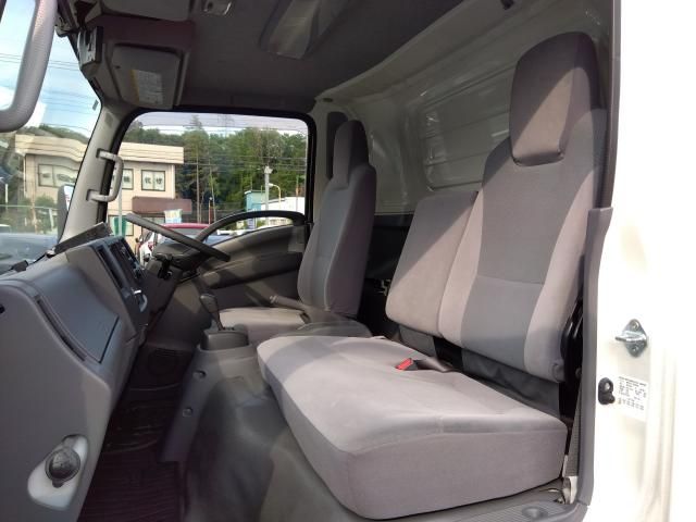 ISUZU ELF 2015 Image 31