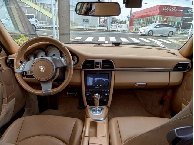 PORSCHE 911 2009 Image 31