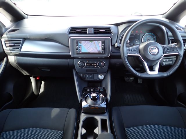 NISSAN LEAF 2020 Image 31