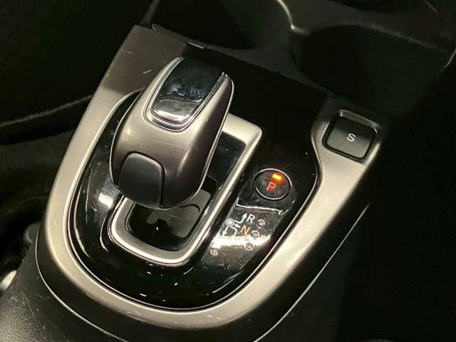 HONDA FIT HYBRID 2017 Image 31