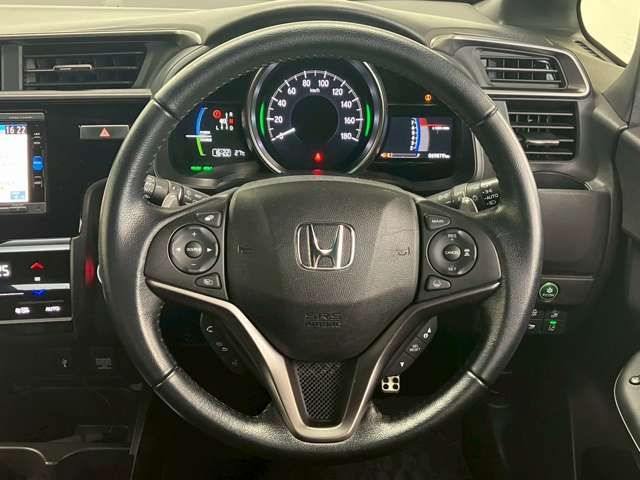 HONDA FIT HYBRID 2017 Image 31
