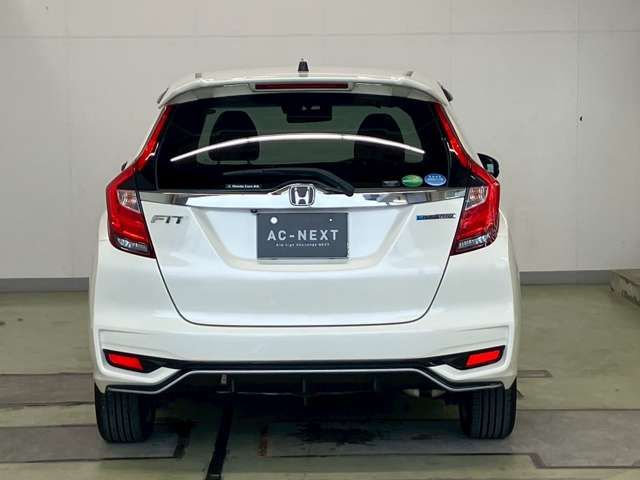 HONDA FIT HYBRID 2017 Image 31