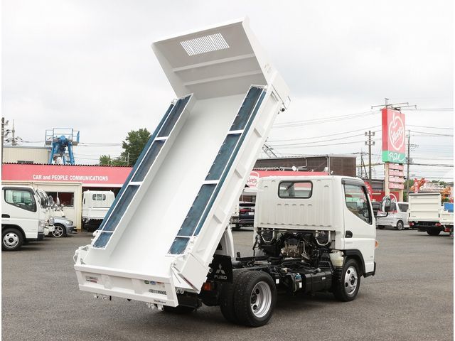 MITSUBISHI CANTER 2019 Image 31