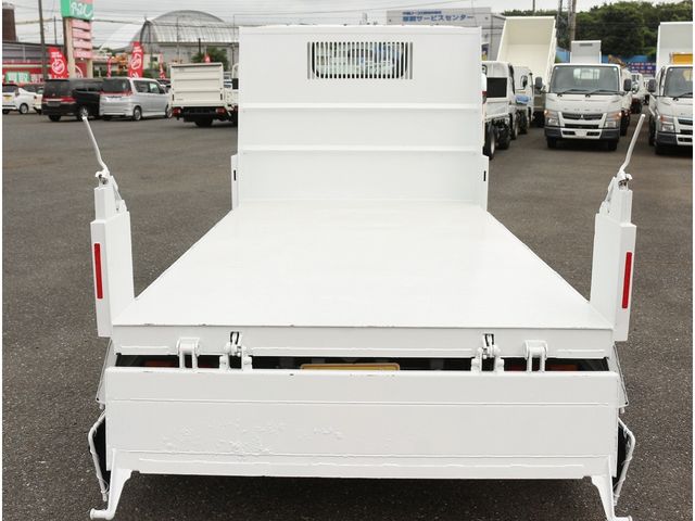 MITSUBISHI CANTER 2019 Image 31