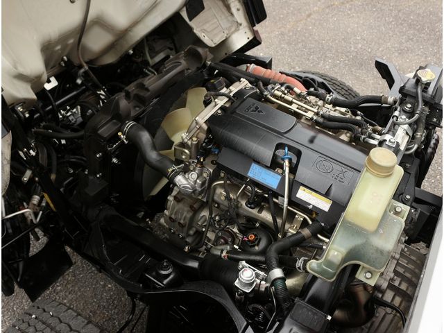 MITSUBISHI CANTER 2019 Image 31