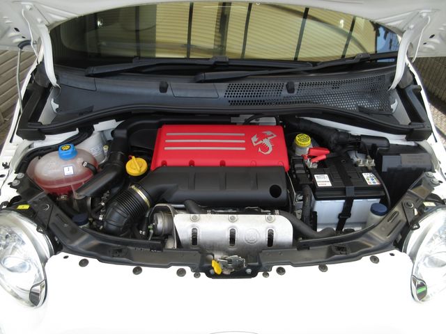 FIAT ABARTH 595 2018 Image 31