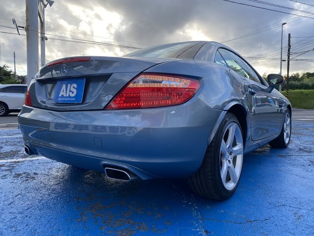 MERCEDES BENZ SLK CL 2012 Image 31