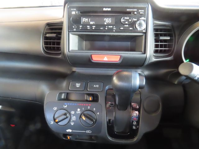 HONDA N BOX+ 2016 Image 31