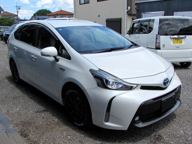 TOYOTA PRIUS ALPHA 2016 Image 31