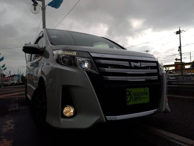 TOYOTA NOAH 2015 Image 31