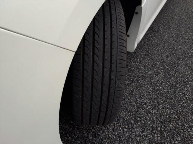 TOYOTA NOAH 2015 Image 31