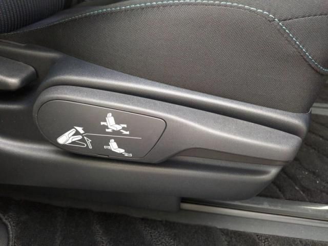 TOYOTA NOAH 2015 Image 31