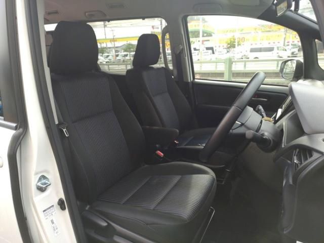 TOYOTA NOAH 2015 Image 31