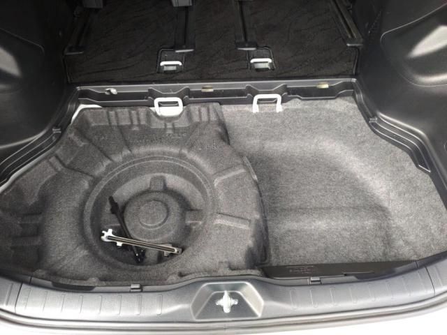 TOYOTA NOAH 2015 Image 31