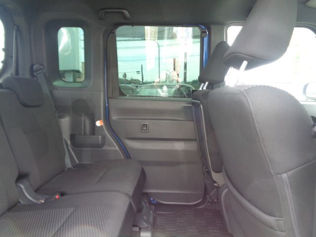 DAIHATSU WAKE 2015 Image 31