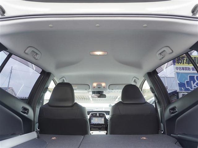 TOYOTA PRIUS 2018 Image 31