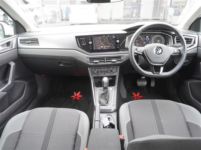 VOLKSWAGEN POLO 2021 Image 31