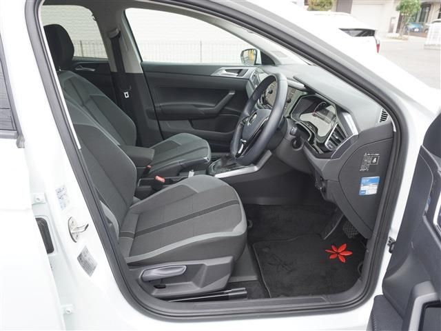 VOLKSWAGEN POLO 2021 Image 31