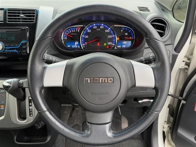 DAIHATSU MOVE CUSTOM 4WD 2013 Image 31