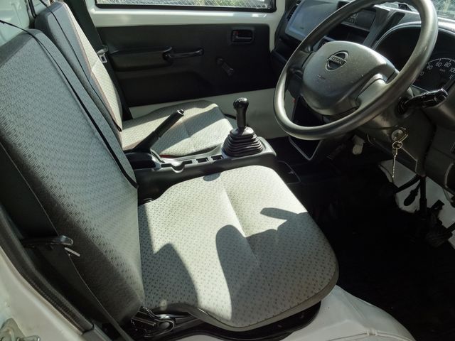 NISSAN NT100 CLIPPER 4WD 2018 Image 31