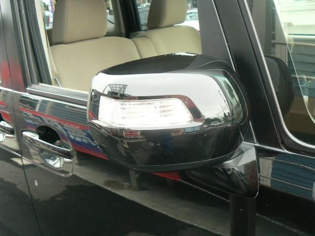 HONDA N BOX 2015 Image 31