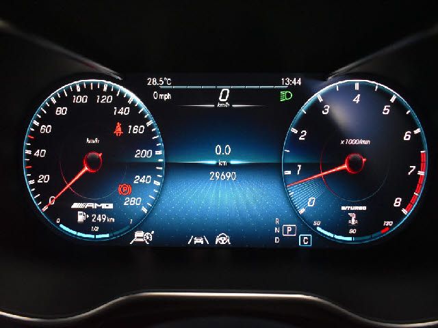 MERCEDES BENZ MERCEDES AMG C CLASS 2019 Image 31