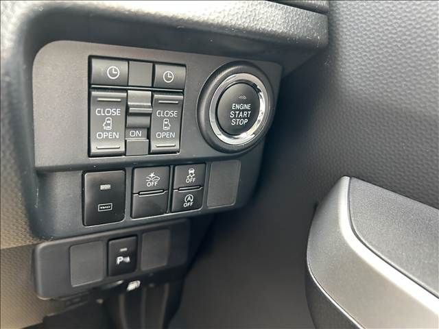 TOYOTA ROOMY 2021 Image 31