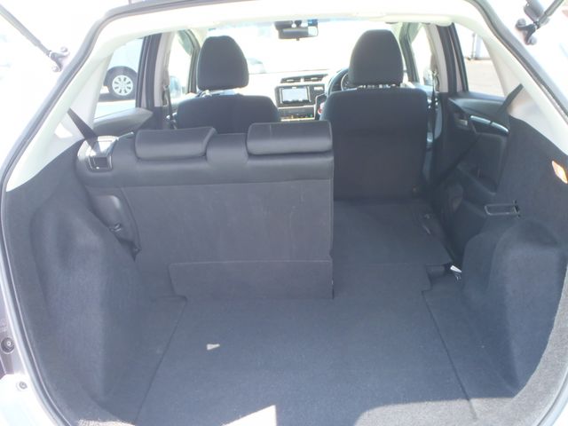 HONDA FIT 2017 Image 31