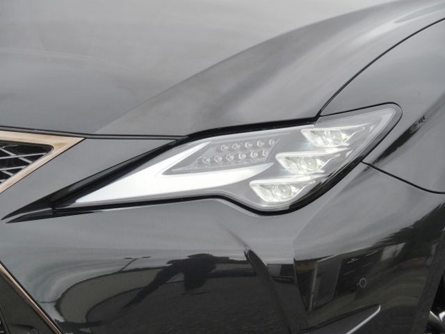 TOYOTA LEXUS RC350 2022 Image 31