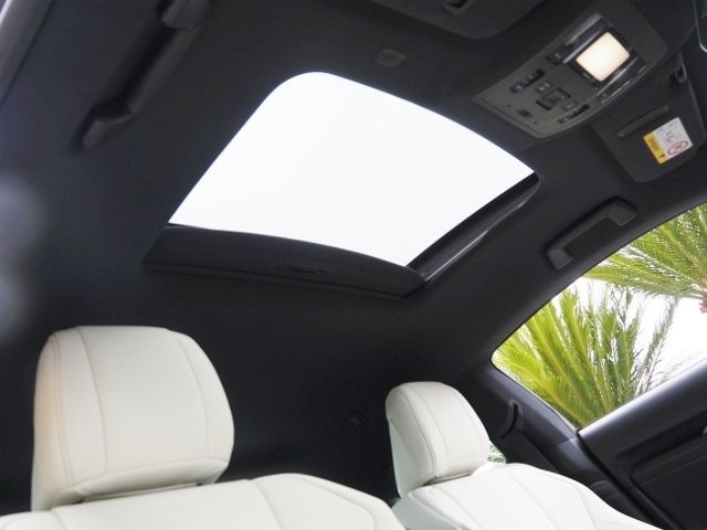 TOYOTA LEXUS RC350 2022 Image 31