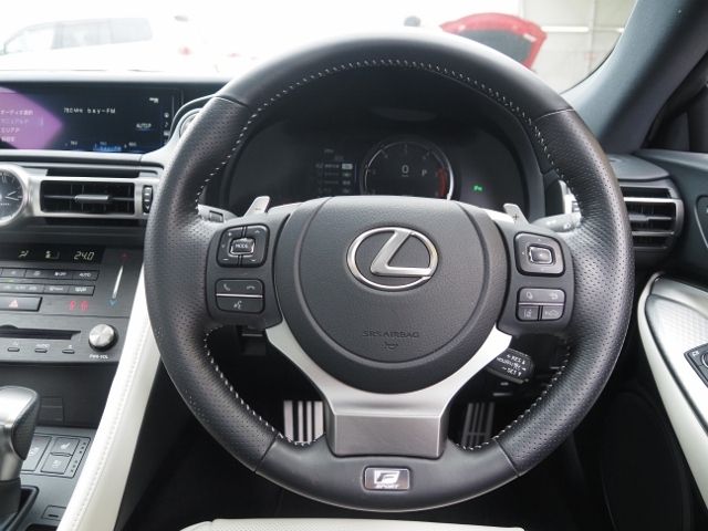 TOYOTA LEXUS RC350 2022 Image 31