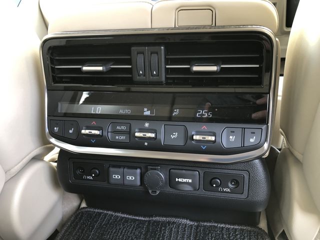 TOYOTA LANDCRUISER WAGON 2023 Image 31