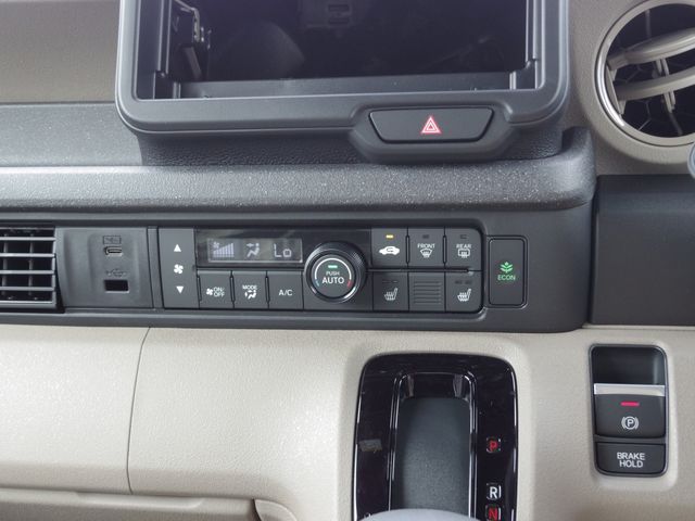 HONDA N BOX JOY 2025 Image 31