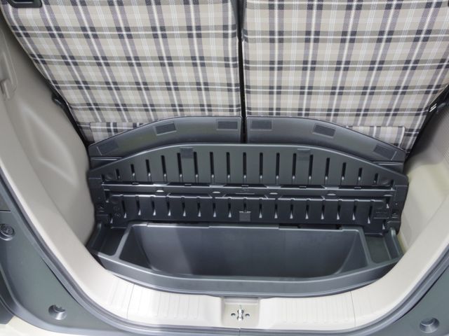 HONDA N BOX JOY 2025 Image 31