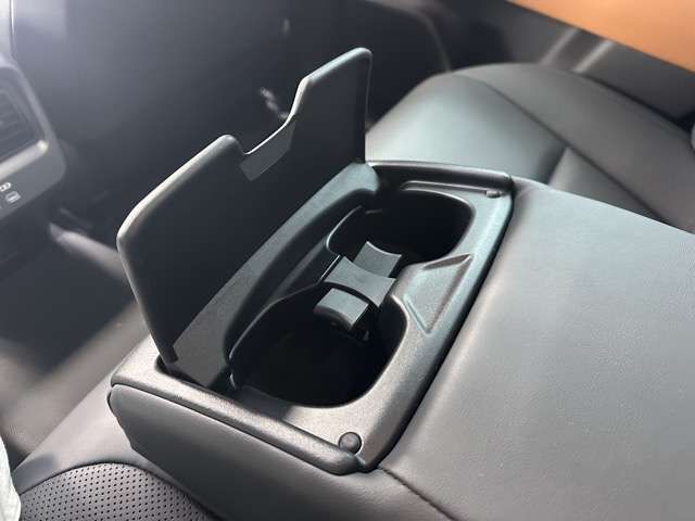 TOYOTA CROWN CROSSOVER 2022 Image 31