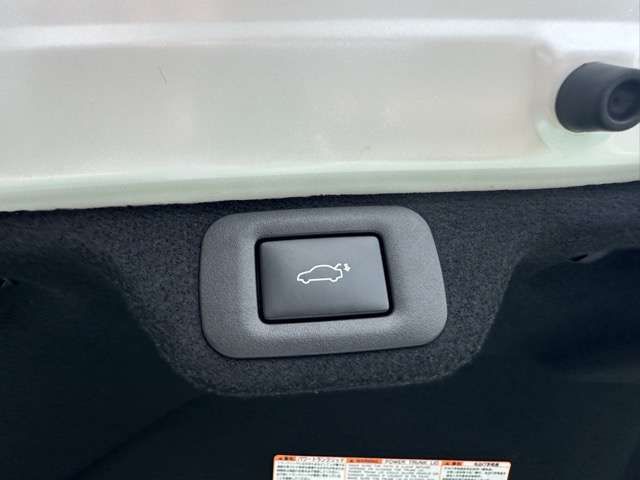 TOYOTA CROWN CROSSOVER 2022 Image 31