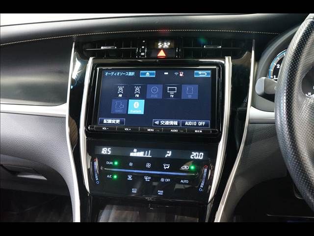 TOYOTA HARRIER 2WD 2017 Image 31