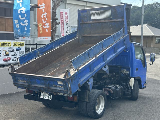 ISUZU  2013 Image 31