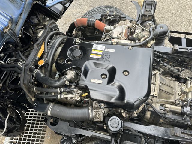 ISUZU  2013 Image 31