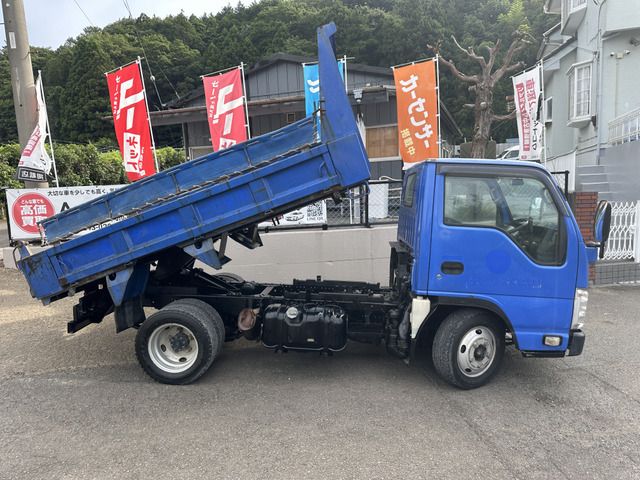 ISUZU  2013 Image 31