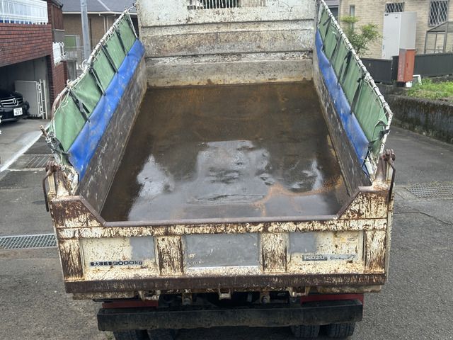 ISUZU  2011 Image 31