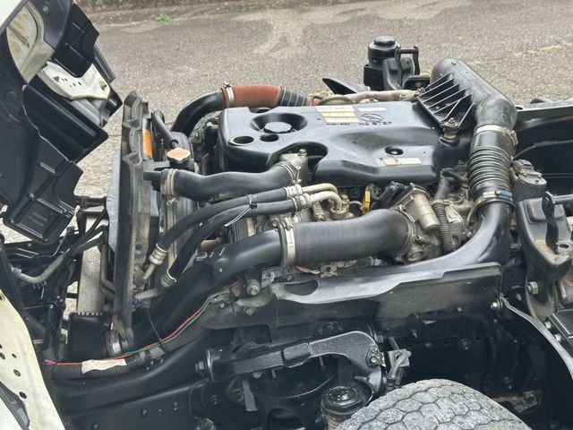 ISUZU  2011 Image 31