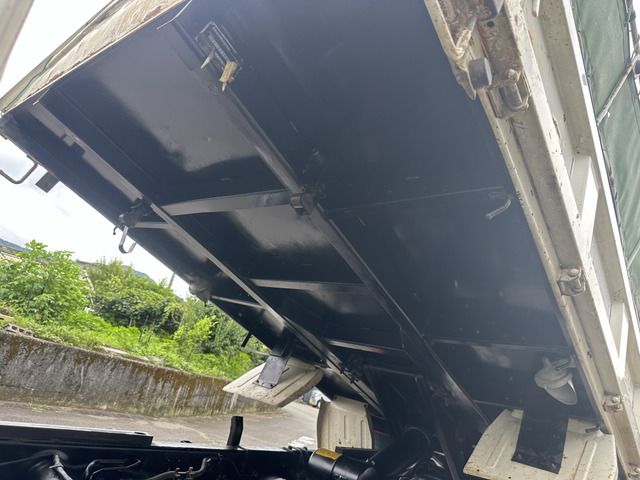 ISUZU  2011 Image 31