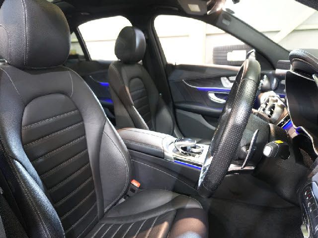 MERCEDES BENZ MERCEDES AMG C CLASS 2018 Image 31