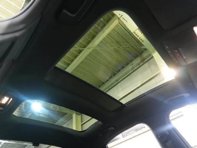 MERCEDES BENZ MERCEDES AMG C CLASS 2018 Image 31