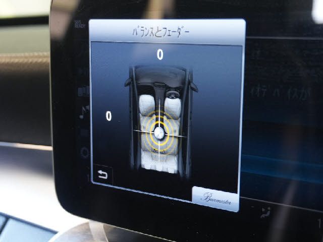 MERCEDES BENZ MERCEDES AMG C CLASS 2018 Image 31