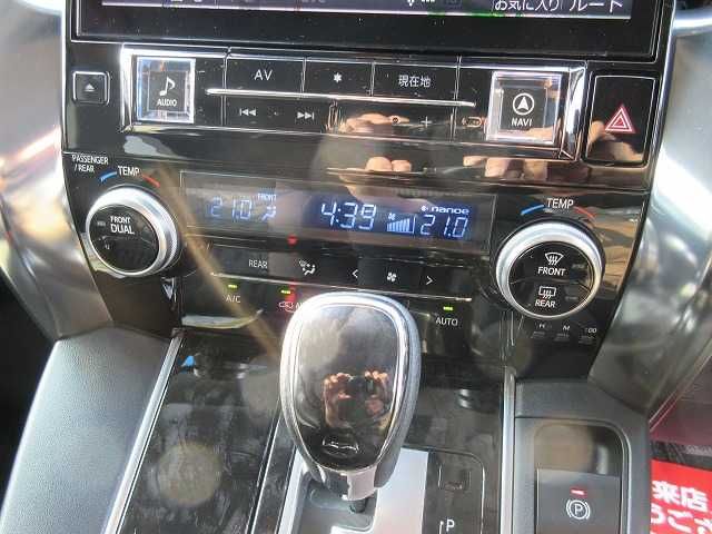 TOYOTA VELLFIRE 2019 Image 31